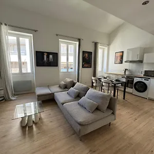 https://apt-the-loft-8-me.fr-provencehotel.com